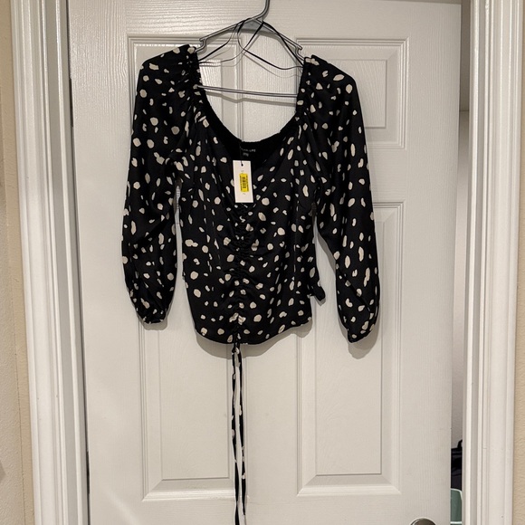 Sugarlips Tops - Sugarlips Black and White Patterned Blouse